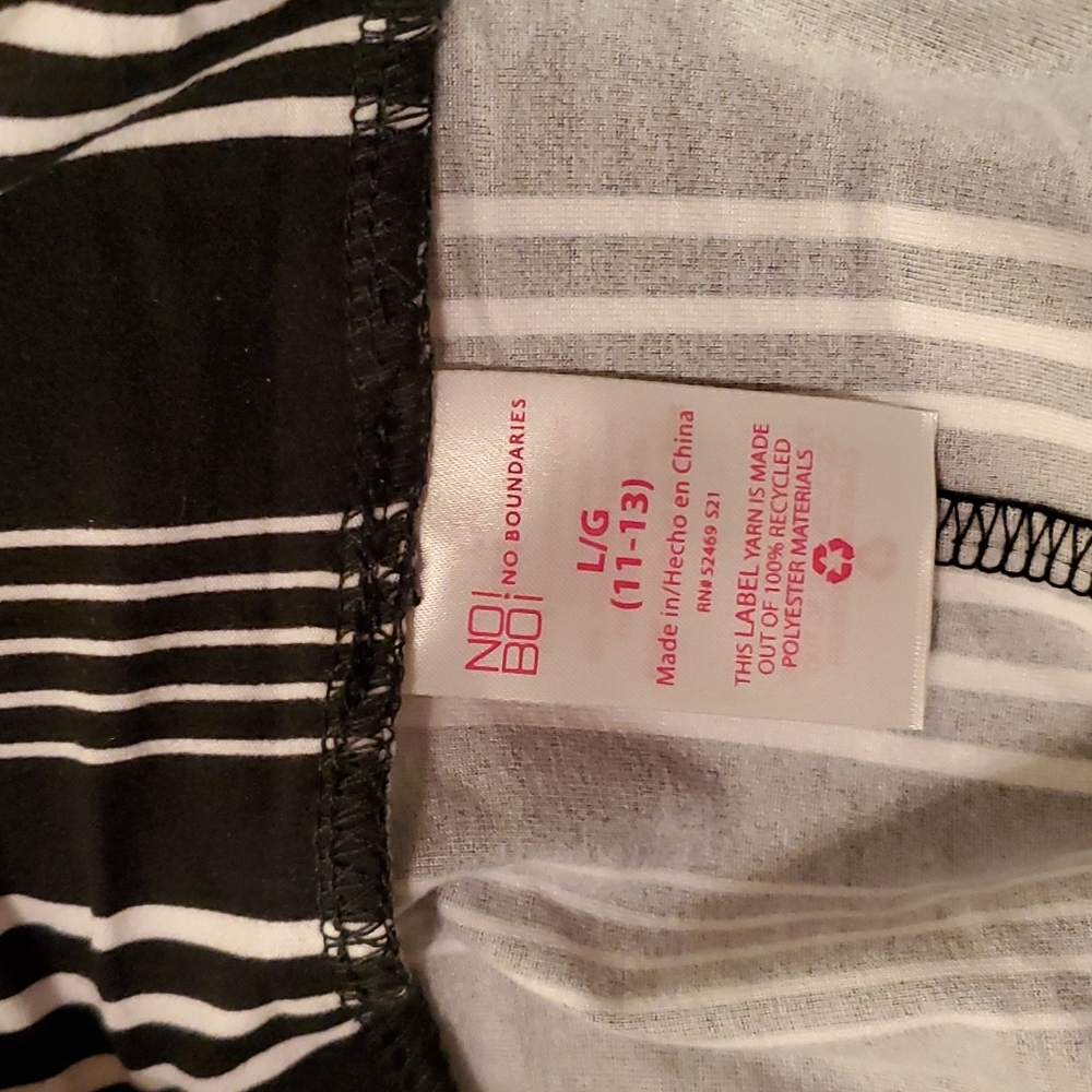 NWT No Boundaries Ladies Stretch Pants. Set of 2 - Picture 4 of 10